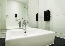 Heeton Concept Hotel - City Centre Liverpool 3