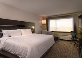 Holiday Inn Express & Suites TULSA DOWNTOWN by IHG 5