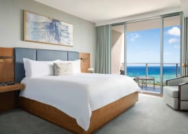 The Ritz-Carlton Residences, Waikiki Beach Hotel 5