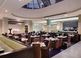 Lotus Grand Hotel Apartments 2