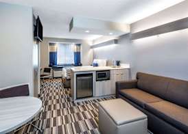Microtel Inn & Suites by Wyndham Atlanta Buckhead Area 5