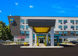 Tru By Hilton Saint Joseph 2