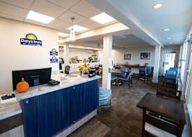 Days Inn by Wyndham Bar Harbor 2