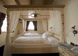 Hotel Touring 5