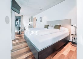 Blackhome Innsbruck City South I contactless check-in 3