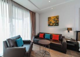 The Dawin Hotel 5