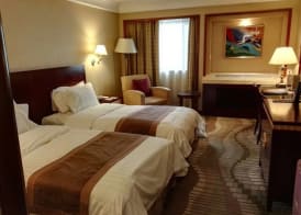 Jianguo Hotel 5