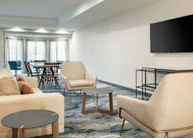 Fairfield Inn & Suites by Marriott Tulsa Central 2