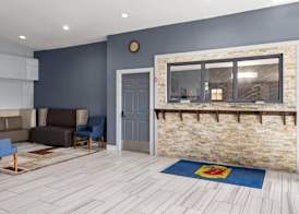 Super 8 by Wyndham Fort Wayne 2