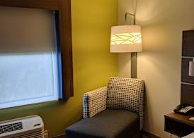 Holiday Inn Express & Suites CLAYPOOL HILL (RICHLANDS AREA) by IHG 2