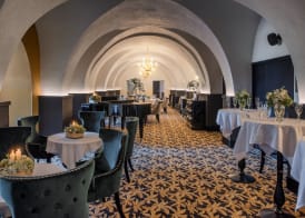 Hotel du Roi & Spa by SOWELL COLLECTION 4