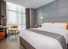 Yifeng hotel 5