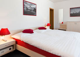 Hôtel du Port - Free Parking - Breakfast included 3