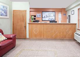 Super 8 by Wyndham Chickasha 2