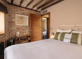 Rocksalt Rooms 2