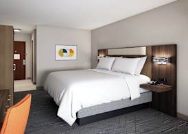 Holiday Inn Express & Suites DRY RIDGE by IHG 4