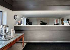 Travelodge by Wyndham Welland 2