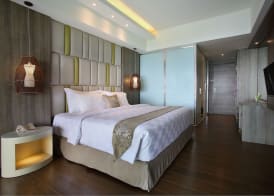 The Crystal Luxury Bay Resort Nusa Dua 5