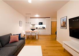 Aura 40 by Q4 Apartments 4