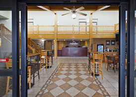 AmericInn by Wyndham Bay City 5