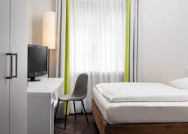 Wyndham Garden Düsseldorf City Centre Königsallee 4