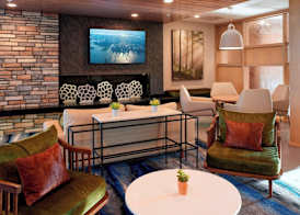 Fairfield Inn & Suites by Marriott Columbus, IN 4