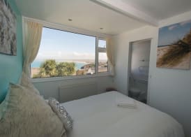 Coast Accommodation 3
