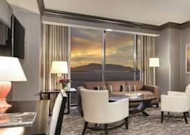 Luxor 4