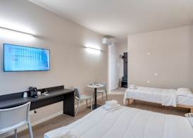 Astoria Comfort Rooms 5