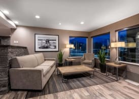La Quinta by Wyndham Anchorage Airport 2