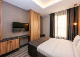 The Nirvanas Hotel 5