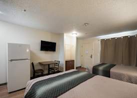 HomeTowne Studios by Red Roof Seattle - Kent/Des Moines 5