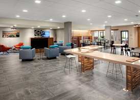Courtyard by Marriott Seattle Northgate 3