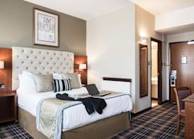 The Vermont Hotel Newcastle 5