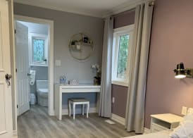 Ambiance By The Falls B&B 4