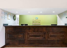 Quality Inn & Suites Anderson I-69 4