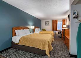 Quality Inn Austintown-Youngstown West 4