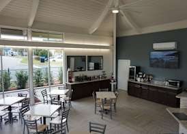 The Smart Stay Inn 3