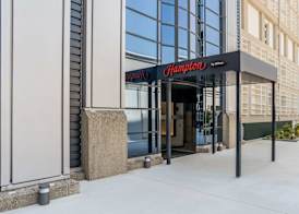 Hampton By Hilton Locarno 3