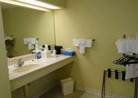 Travelodge by Wyndham Knoxville East 5