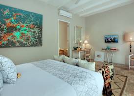 Room & Vespa 4 - Central Seminyak Near Beach 4