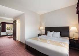 Quality Inn Grand Suites Bellingham 4