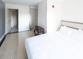 Mayfair Inn and Suites 5