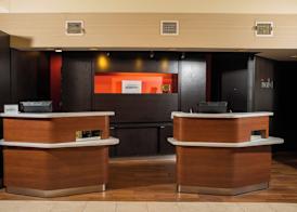 Courtyard by Marriott Erie 4