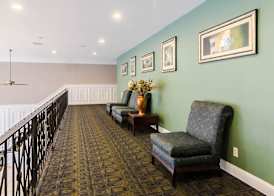 Rodeway Inn & Suites Williamsburg Central 2