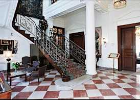 Château De La Motte Fenelon 2