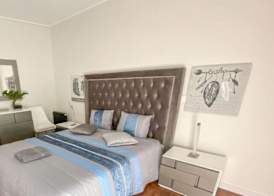 1 Bed Apartment Sleeps 4 with Pool 5