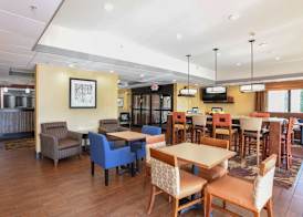 Hampton Inn Dry Ridge 4
