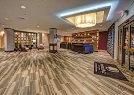 DoubleTree by Hilton Decatur Riverfront 3