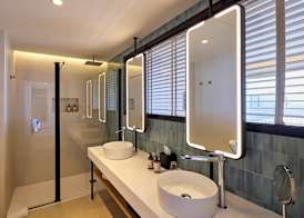 Universal Hotel Romantica 4